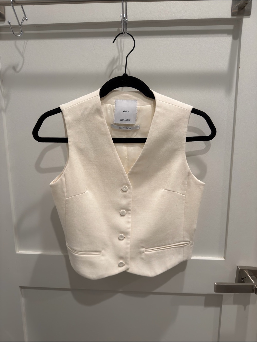 Mango Cream Button-Front Vest